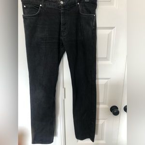 Black Louis Vuitton Jeans with embroidered pockets